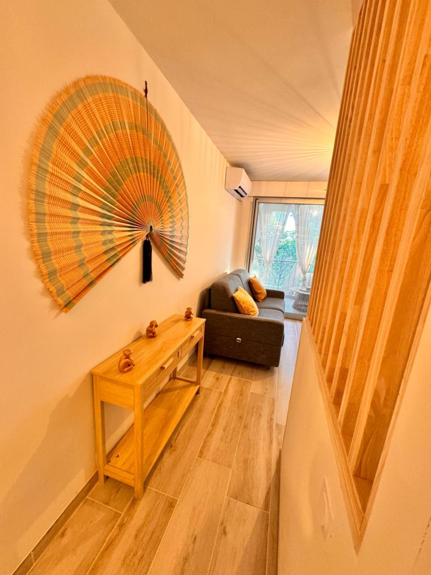 Les Appartements De Lina -Studio Maya 5 - Self Check-In - 라그랑모트 외부 사진